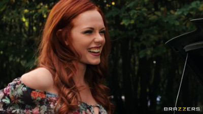 Pawg redhead bae Ella Hughes has repaired her butt instead of a car outdoor