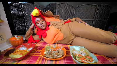 Thanksgiving meal turned into dirty Doggy style sex with ebony BBW