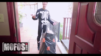 Halloween kitty gets her hard dick