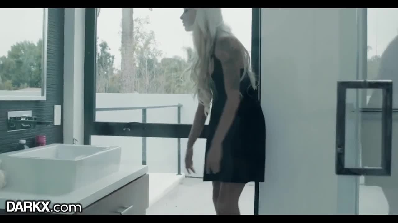 Watch BBC surprised Emma Hix Full. Duration: 10:01 | ePornBabe.