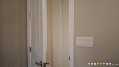Mad wife fucked her husband's lover in the shower