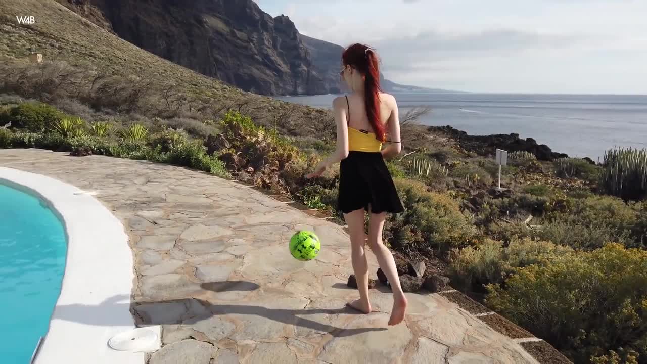 Watch Redhead skinny babe goes solo outdoors Full. Duration: 07:56 | ePornBabe.