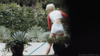 Lesbians having sweet anal fuck outdoors in the garden