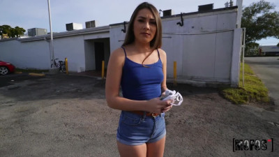 Small-tits girl Mackenzie Mace is pov drilled in a car