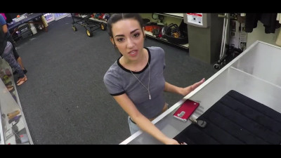 Revenge to ex-BF with store manager