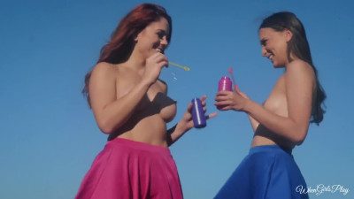 Naughty Besties Outdoor Lesbian Action