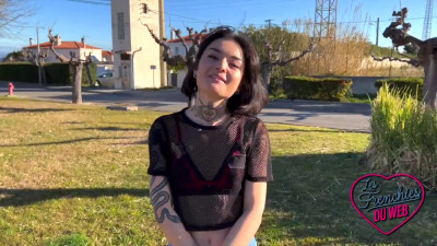 Skinny French girl gets her anus invaded by mighty cock