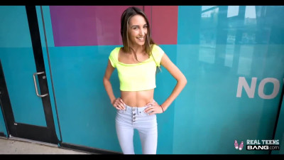 Tall girl w Small tits & Pretty face spreads her legs wide for new Friend