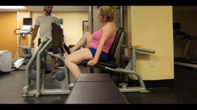 Mature slut tries in the gym almost as hard as on her coach's dick
