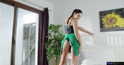 Skinny brunette enjoys sensual casual sex with creampie - PornFidelity