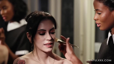 Vampiric bitches draining the same cock in a spooky porn movie
