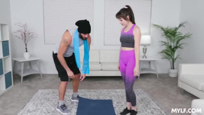 Hot Fit Brunette MILF Gets a Hardcore Anal Work-out With Her Personal Trainer