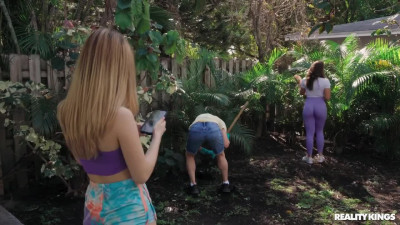 Mandy Waters teaches Molly Little on how to properly pleasure the neighbour