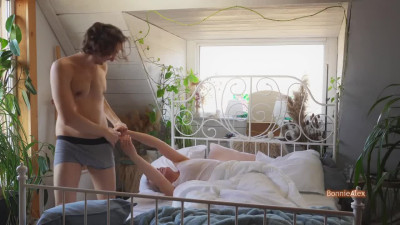 Erotic morning sex of a passionate amateur couple - BonnieAlex
