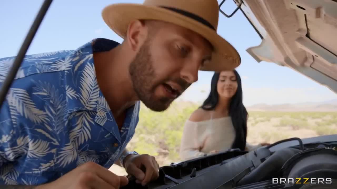 Watch Mexican voluptuous beauty Holly Day needs to ride the cock in the road Full. Duration: 07:58 | ePornBabe.