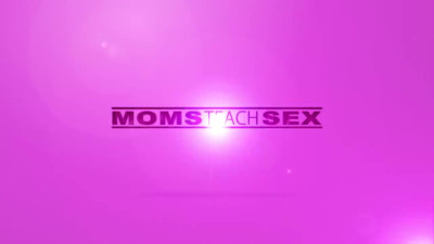 Lucky guy gets it from his stepmom and stepsis