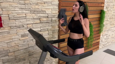 Assy brunette girl ends up fucking a creeper from her local gym
