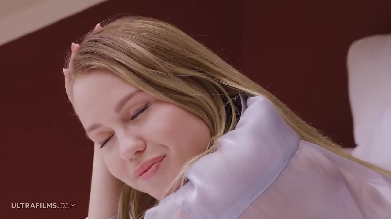 Watch Breathtaking girl decides to stay at home and play with her puss Full. Duration: 16:42 | ePornBabe.