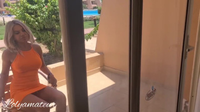 Lucky guy wanted to cum so bad, so stepmommy's here to help!