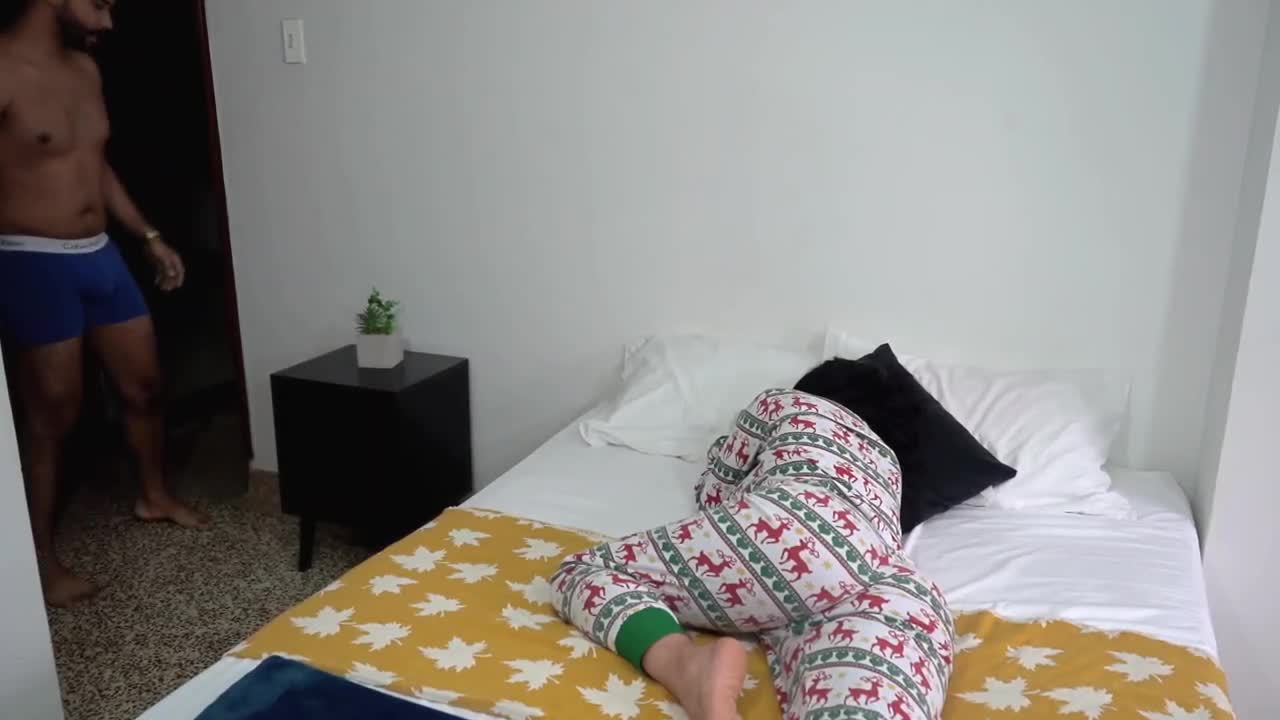 Watch Horny Jennifer Play in pajamas got morning fuck in front of a mirror in her sweet ass Full. Duration: 11:16 | ePornBabe.