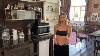 Horny step-sis Californiababe let her step-bro cum on her face while they are home alone