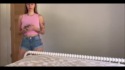 Dude bangs his stepsister's curvy friend so hard she loses her mind