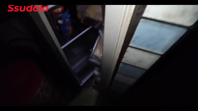 Intruding wet cunt of Latina MILF intruder