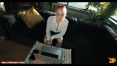 Sexy secretary fucked during Zoom session - Amateur Porn
