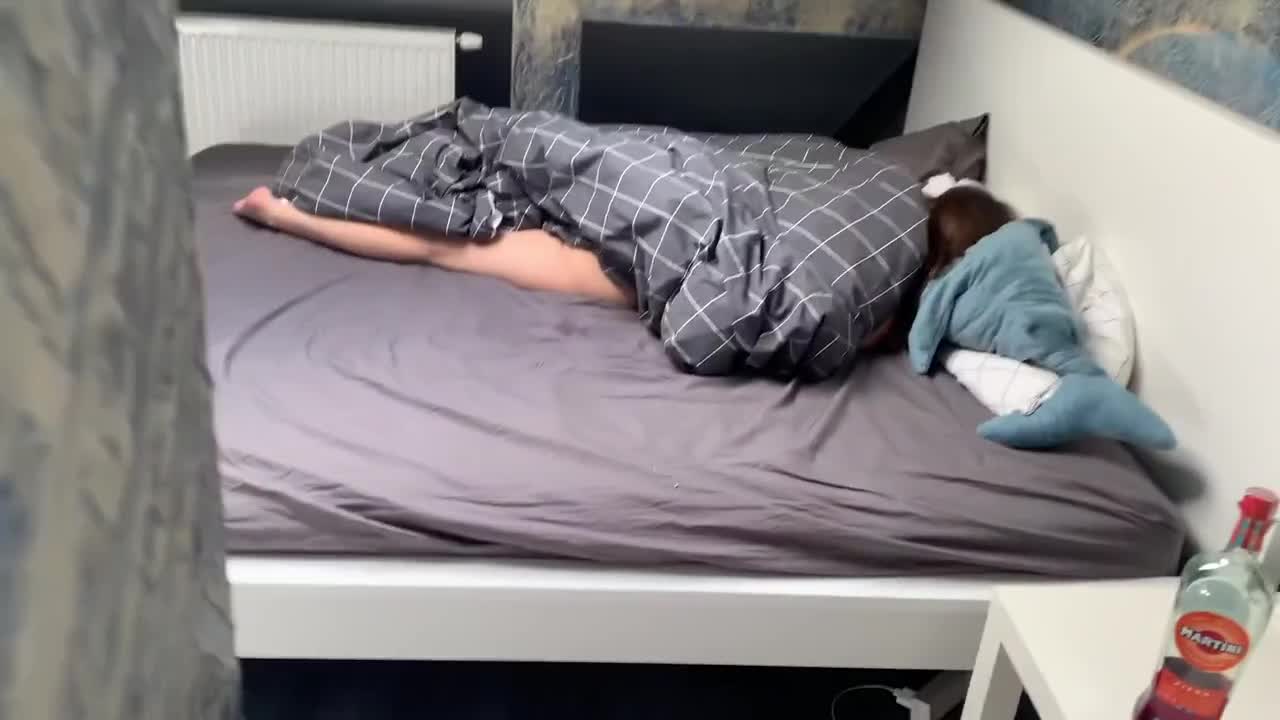 Watch Amateur Couple start with fingering before going into the real deal Full. Duration: 09:33 | ePornBabe.