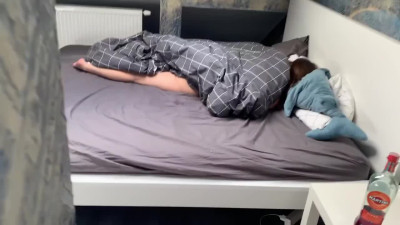Amateur Couple start with fingering before going into the real deal