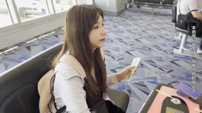 Japanese hottie vacationing in Vegas ends up getting assfucked