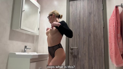 Slutty blonde with perfect big boobs gets a dick deep in her throat and her pussy in the bathroom