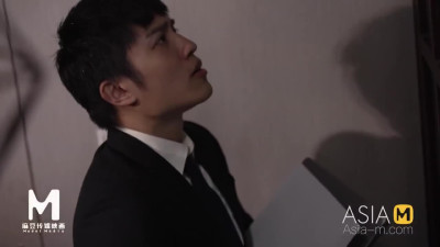 Sexy Slim Asian Secretary Likes To Play With Her Tied Up Boss Before Letting Him Fuck Her