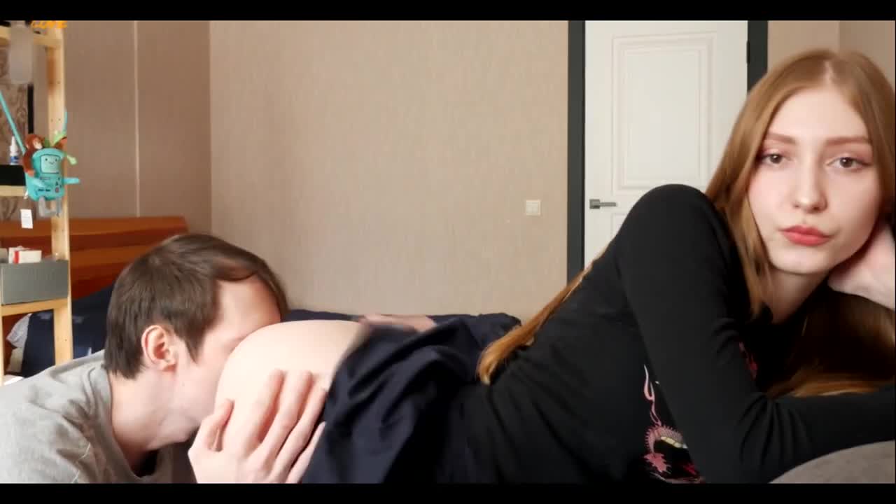 Watch College girl does Handjob and Footjob with Cumshot on Socks Full. Duration: 11:13 | ePornBabe.