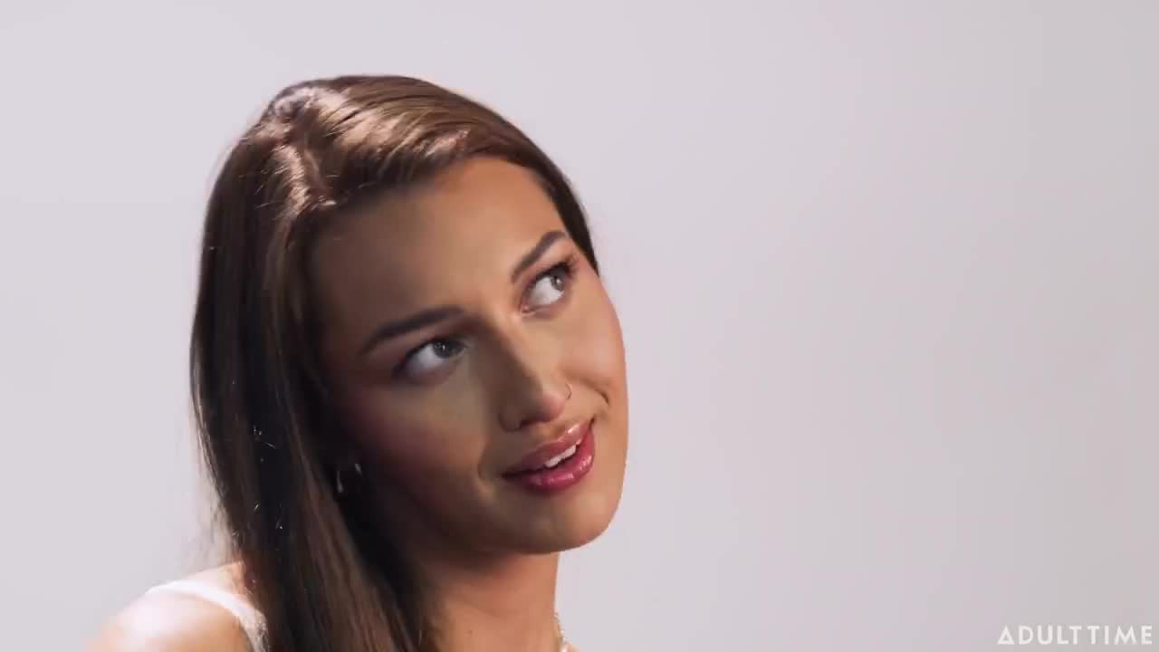 Watch Brunette girl shows off rubbing her clitor Full. Duration: 07:00 | ePornBabe.