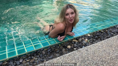 My Boss's Sexy Busty Fit Blonde Wife Invited Me To Fuck Her In the Backyard While Her Hubby Was Out