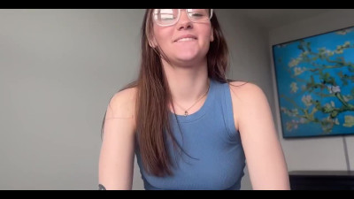 Nerdy stepsister role-plays hoe and begs to get railed - Amateur POV