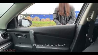 Fit brunette fucked in the car by a stranger - Amateur Porn