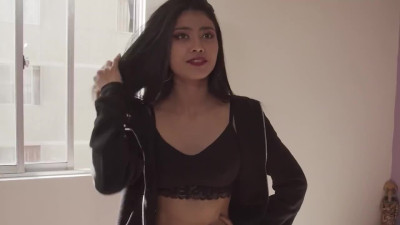 Oompa-Loompa Fucks Thicc Tall Latina Amazon Goddess @Jorgito El Guayaco