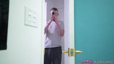 Teen stepmom allows to bang her while home alone - My pervy family